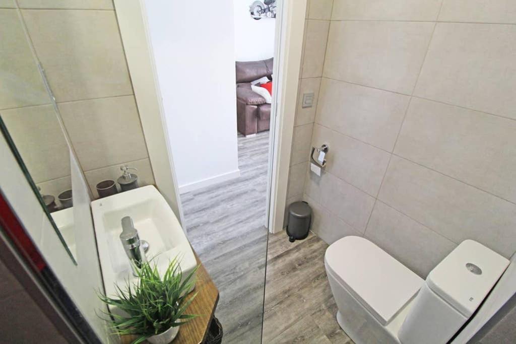 Apartamento De Diseno Centrico 5 Min Playa Alicante Buitenkant foto